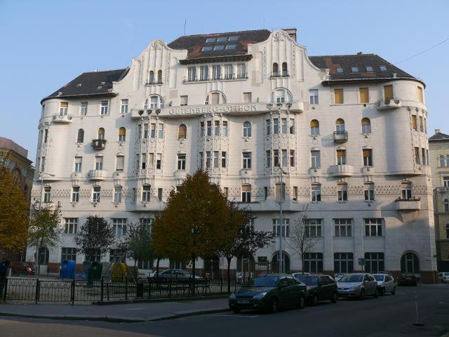 Jolan Suite Budapeste Exterior foto