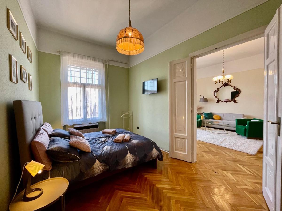 Jolan Suite Budapeste Exterior foto