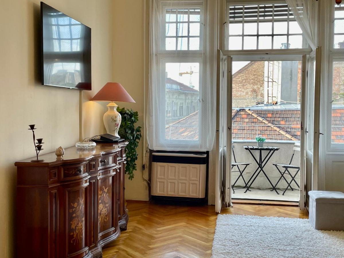 Jolan Suite Budapeste Exterior foto